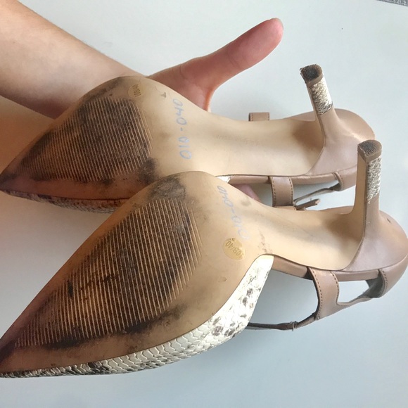 BCBG SNAKESKIN HEEL - Picture 2 of 3